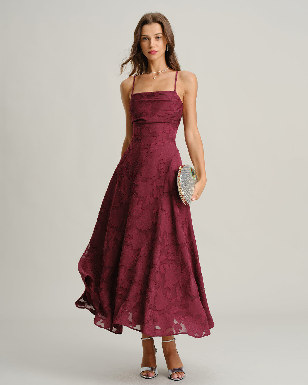 Valeria | Vestido Largo Burdeos Textura Elegante Espalda